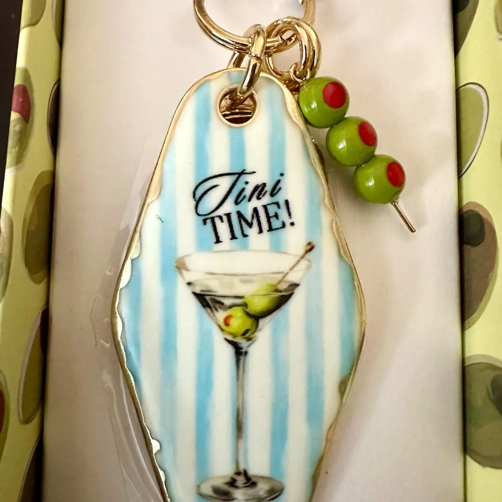 Piper-K Martini With Olive KeyChain and‎ Bag Charm New In Box Giftable MSRP $35